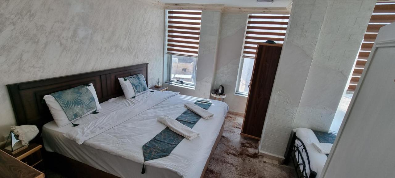 Raqeem Hotel Вади Муса Экстерьер фото